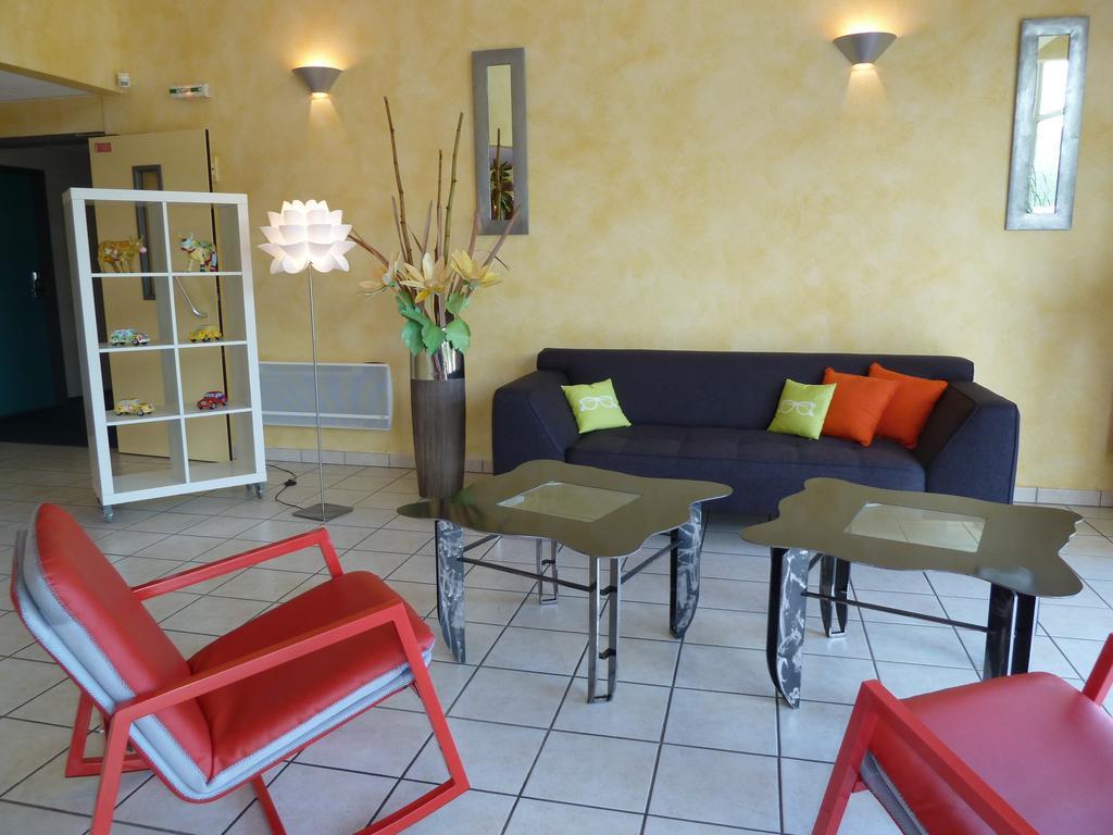 Hotel La Colombiere Cantal Massiac Εξωτερικό φωτογραφία