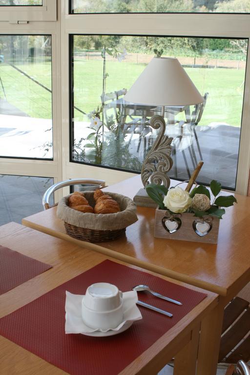 Hotel La Colombiere Cantal Massiac Εξωτερικό φωτογραφία