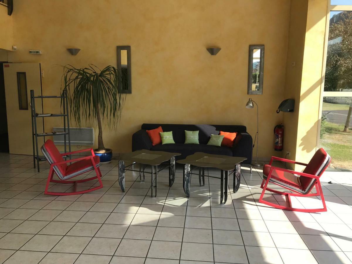 Hotel La Colombiere Cantal Massiac Εξωτερικό φωτογραφία